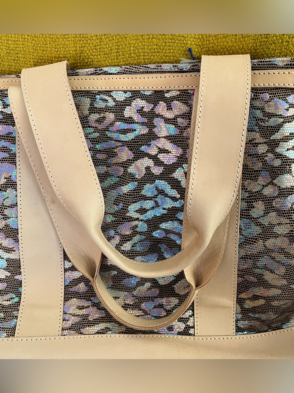 Consuela Iris Max Tote w/Strap - Picture 14 of 15